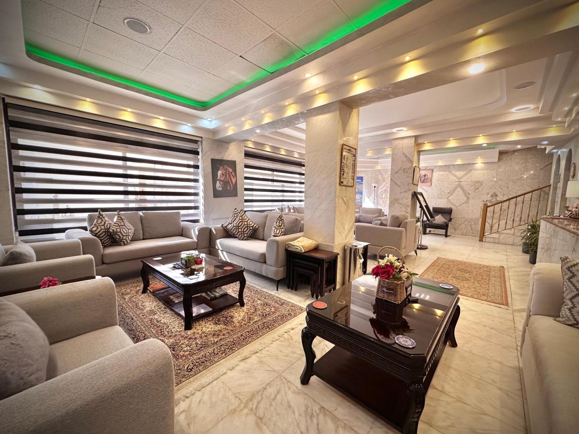 Anbat Midtown Hotel Wadi Musa Ngoại thất bức ảnh